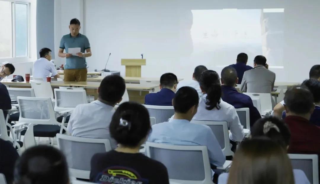 陜直股份、秦漢通航聯(lián)合開展 6.16安全宣傳咨詢?nèi)障盗谢顒? /></div>
						<div   id=